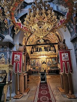 Унутрашњост манастира Свете Тројице у Пљевљама